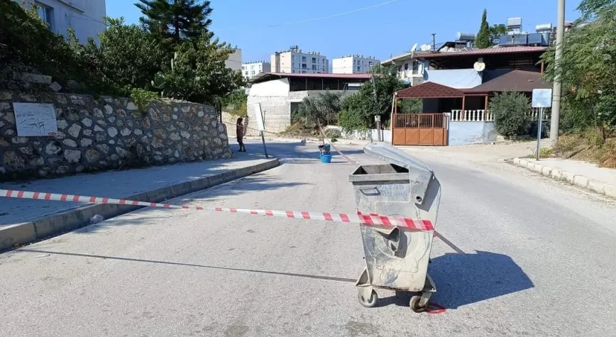 YOL BENİM DEDİ, ANA YOL TRAFİĞE KAPANDI!