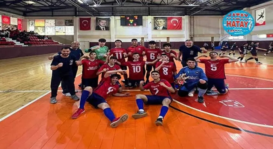 YÜKSELİŞ KOLEJİ FUTSAL TAKIMI TÜRKİYE ŞAMPİYONASINA GALİBİYETLE BAŞLADI