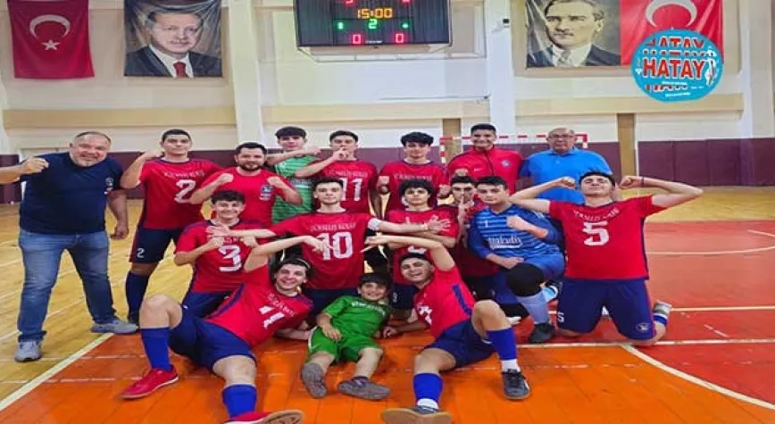 YÜKSELİŞ KOLEJİ FUTSAL TAKIMININ BAŞARISI
