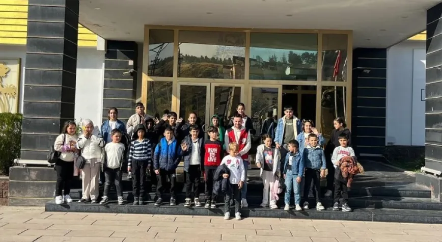 YÜREĞİMİZİN IŞIĞI ÇOCUKLARIMIZ SANATIN IŞIĞINDA